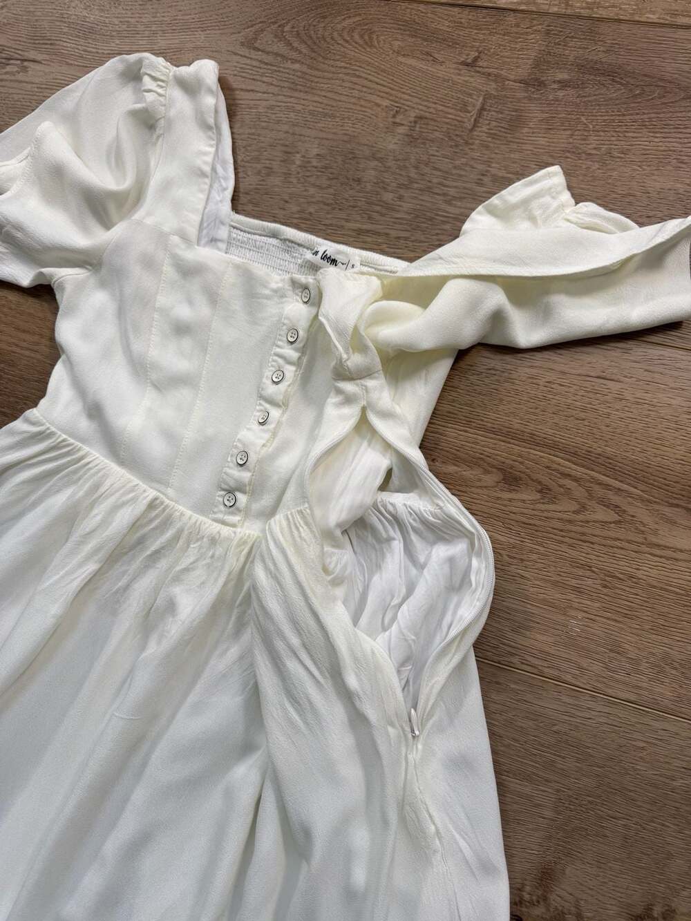 In Loom White Tiered Midi Dress S Button Front Flutter Sleeve Cottagecore - Picture 5 of 14